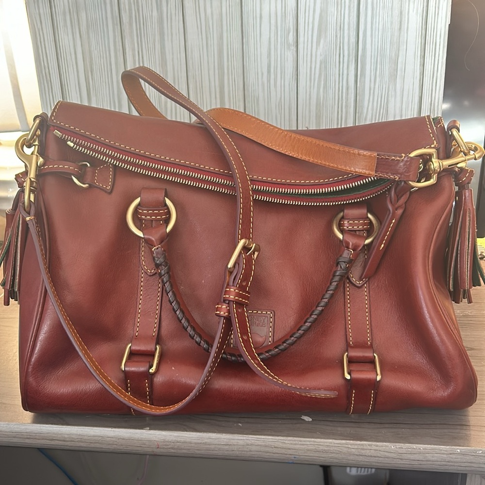 NOT FOR SALE
Dooney and Bourke Florentine satchel - Picture 5 of 16